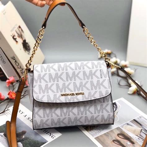 túi xách michael kors của nước nào|michael kors của nước.